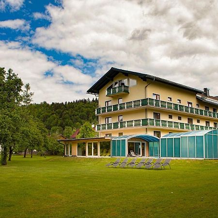Landhotel Agathawirt Бад Гоисерн Экстерьер фото