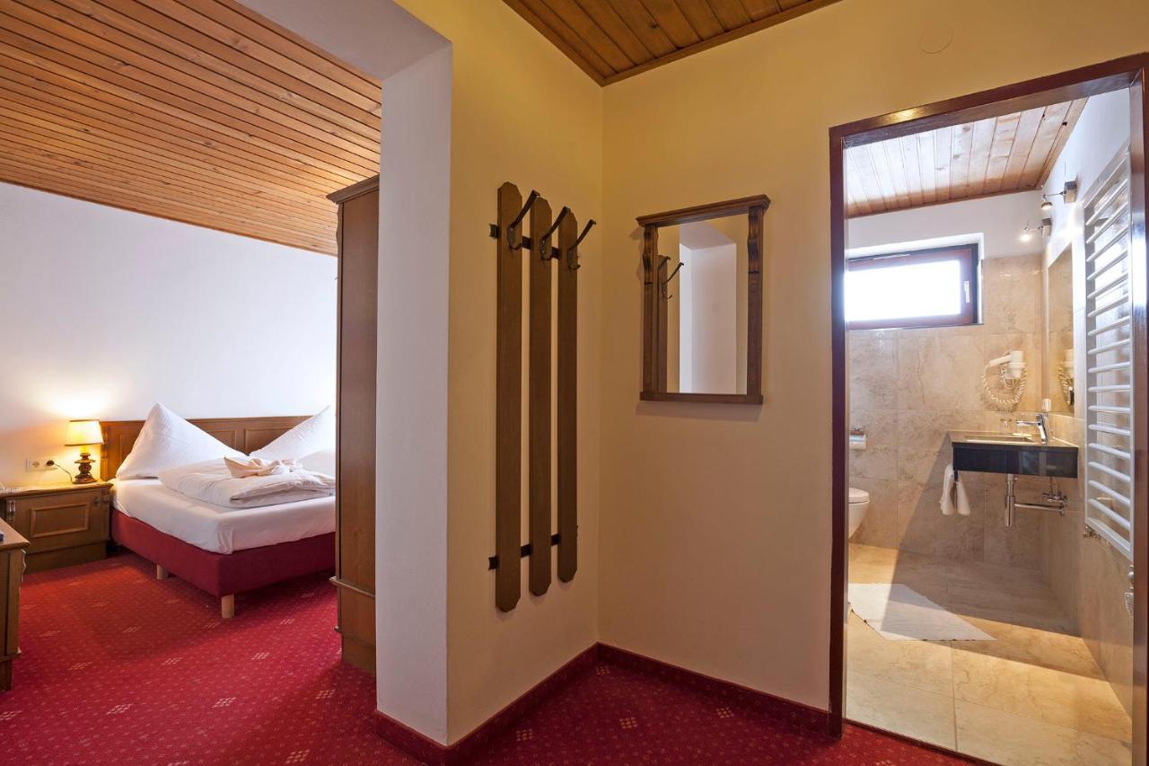 Landhotel Agathawirt Бад Гоисерн Экстерьер фото